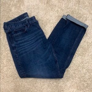Cuffed cropped jeans
